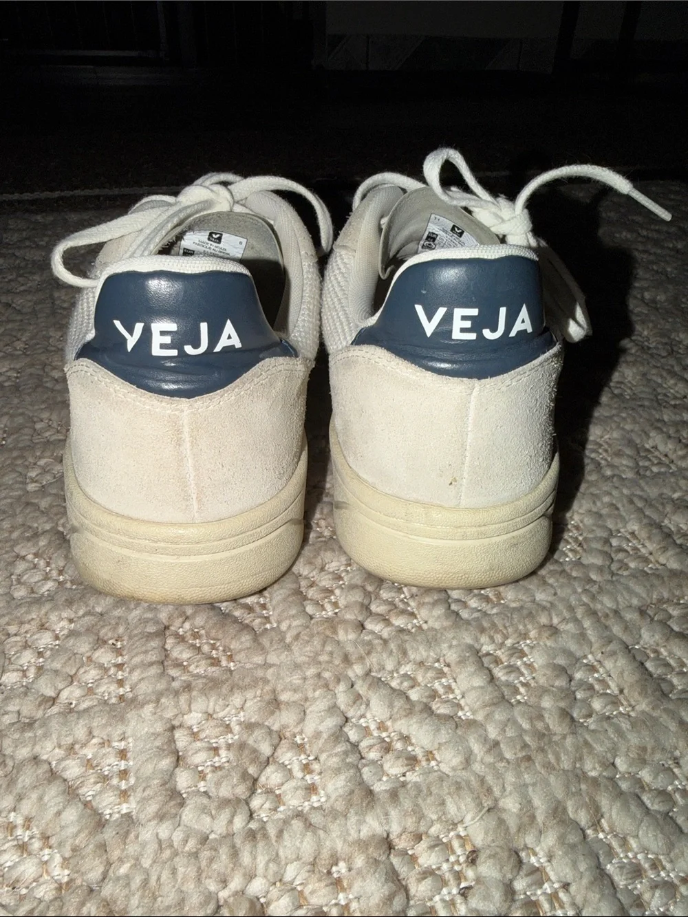 Veja low profile